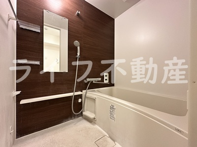 グランドゥーエ永和駅前　高井田東小学校区の浴室|日々の暮らしに欠かせないお風呂です