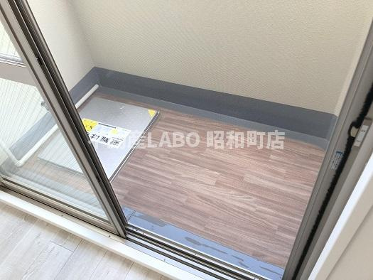 プレミエール西田辺のバルコニー