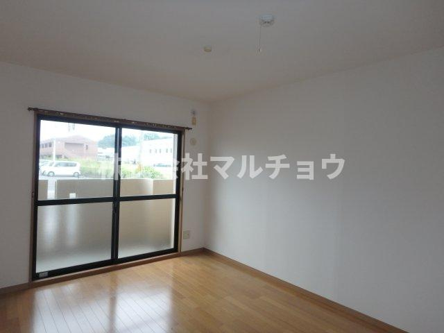 シャルム・Kの洋室|きれいな洋室です