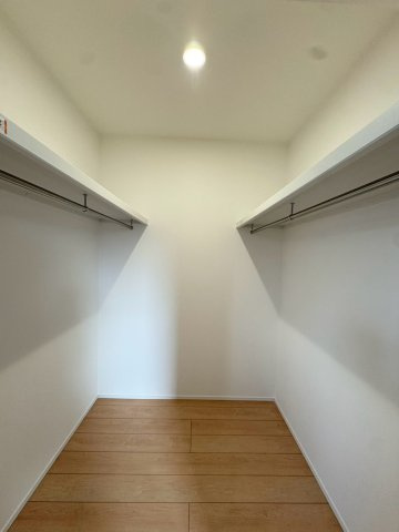 SUN COURTーサンコート－小倉南区下曽根4丁目【小倉南区　新築戸建て】の収納|大容量のWICでお部屋を広く使用できます♪