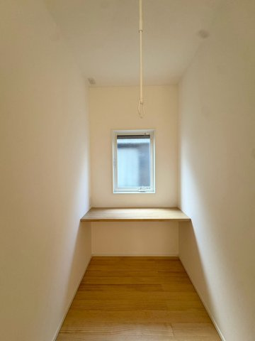 SUN COURTーサンコート－小倉南区下曽根4丁目【小倉南区　新築戸建て】のその他|スタディカウンター付きの洋室♪
