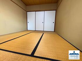 ペット可！4階・南向・2LDK！千草ダイヤハイツの和室|全居室収納ありで、お部屋が片付きます。