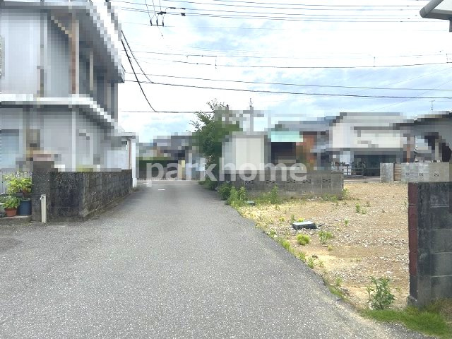 土佐市高岡丙-建築条件付き-売土地の前面道路含む現地写真