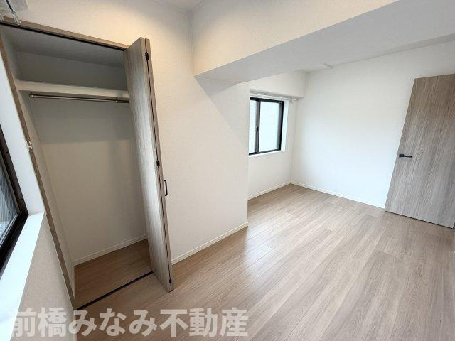 【中古マンション】高崎市常盤町　エトワール　208号室　3LDKの洋室|ゆったりした洋室です