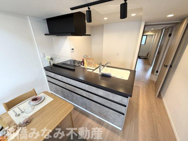 【中古マンション】高崎市常盤町　エトワール　208号室　3LDKのキッチン|キッチンです