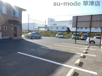 【駐車場】 | メゾンドロジェ | 駐車場があります