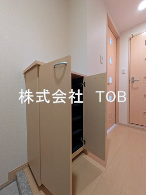【玄関】 | ボンヌール菊野台 | シューズボックス※クリーニング完了前※