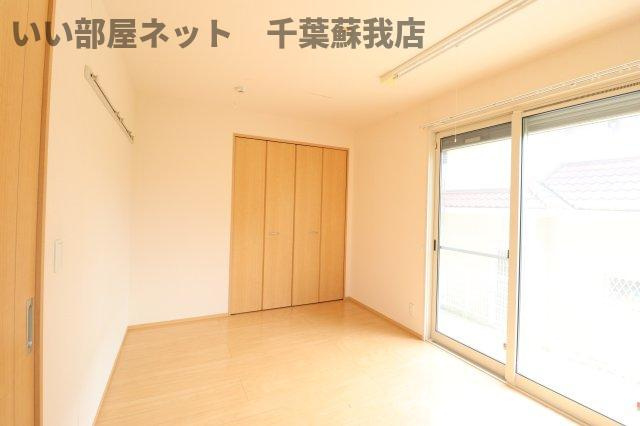 ハーモニーの寝室|使い勝手のいい寝室です