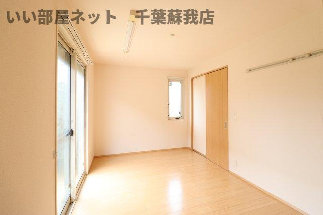 ハーモニーの洋室|個人の部屋や寝室として使える洋室です