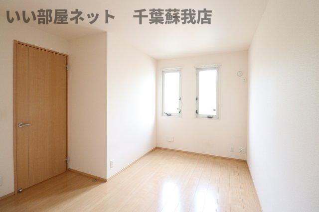 ハーモニーの洋室|広々とした洋室です