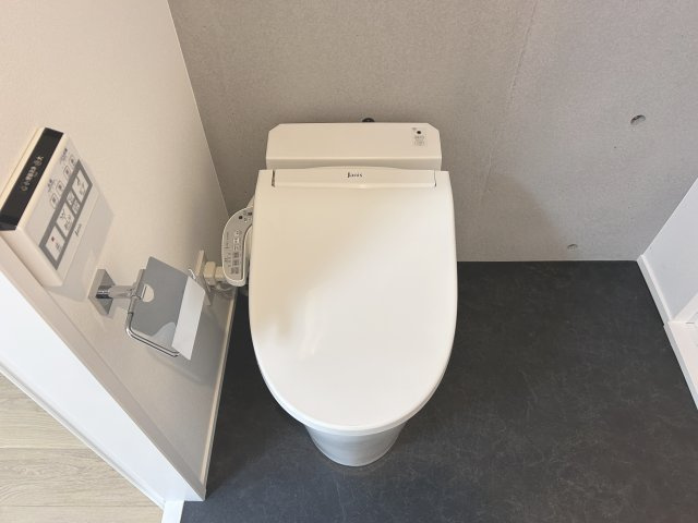 ＣＬＫ東十条のトイレ|温水洗浄便座機能付きトイレです☆
