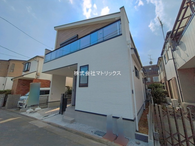 練馬区富士見台1丁目　高品質×ZEH水準　車庫付き住宅　限定1棟の外観