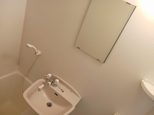 クロスローズ岸根公園の洗面所