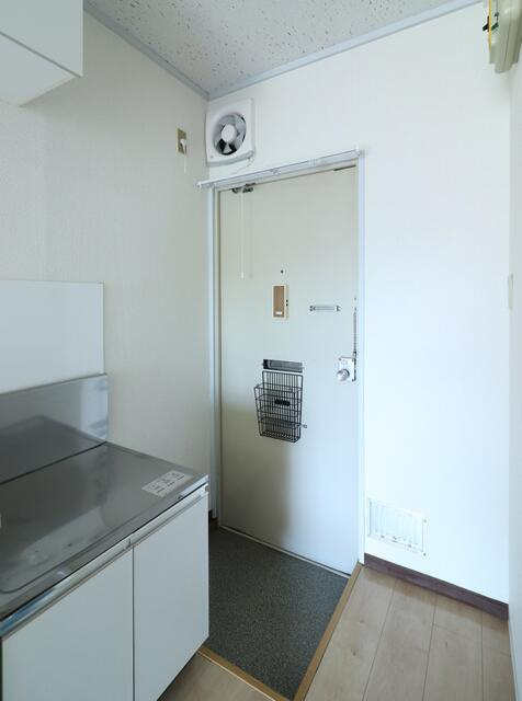 写真は２０２号室のものです