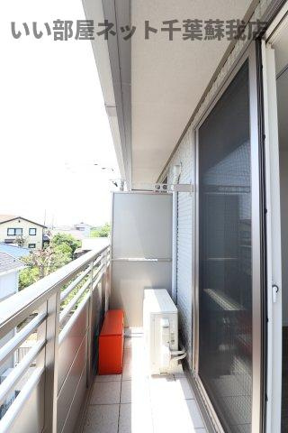 フォアのバルコニー|洗濯物もよく乾きそうな、陽当たり良好なバルコニーです！