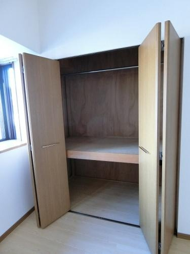 福岡市博多区麦野２丁目の賃貸マンションの収納|物件の画像7