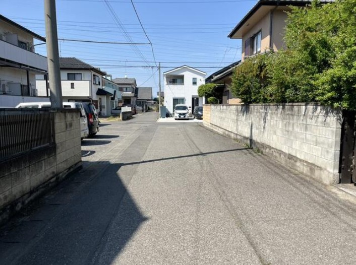 太田市 由良町（細谷駅） 住宅用地の前面道路含む現地写真