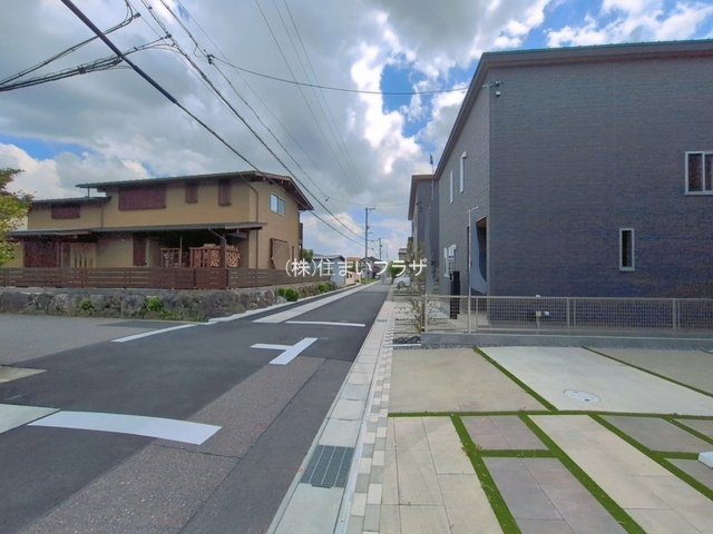 仲介手数料無料）一宮市木曽川町黒田IIの前面道路含む現地写真