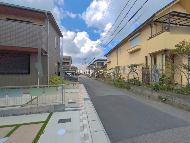 仲介手数料無料）一宮市木曽川町黒田IIの前面道路含む現地写真