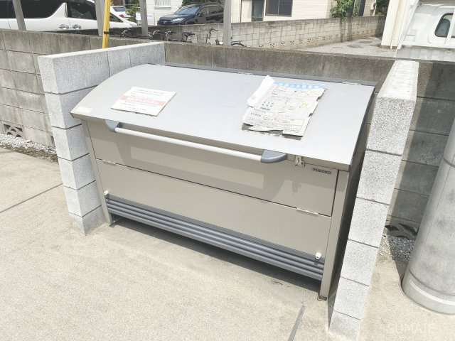 リブリ・ドミールのその他共用部分|専用ゴミ置き場！