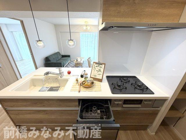【中古マンション】高崎市貝沢町　サンハイツ　1001号室　3LDKのキッチン|キッチンでお料理をお楽しみください