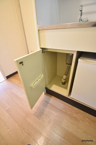 ラペール一番館　仲介手数料無料の収納