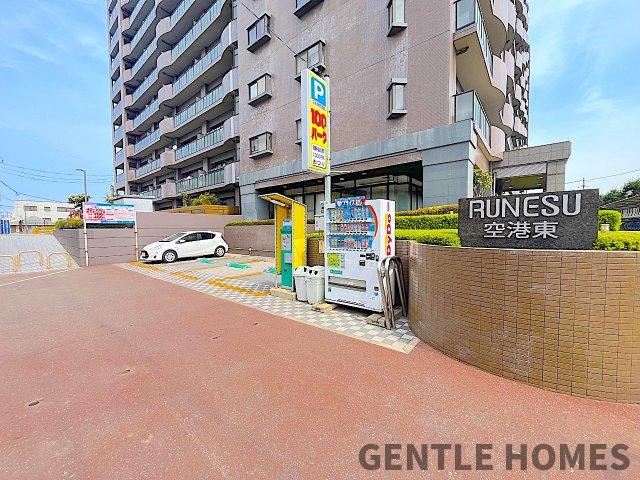コアマンションルネス空港東のエントランス