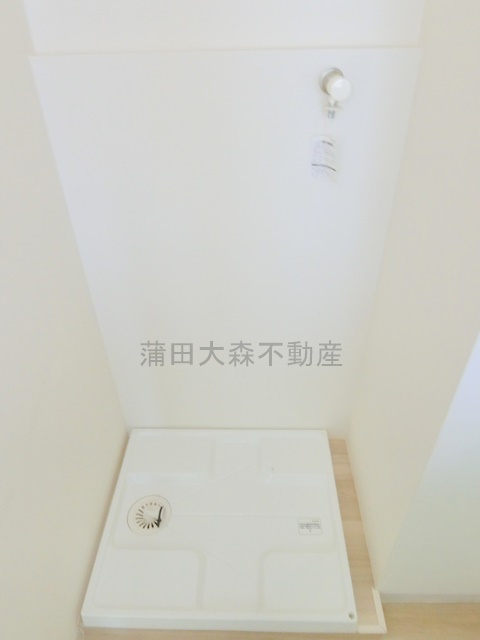ロイヤルハイツ蒲田の設備|洗濯機置き場
