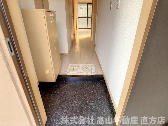 北九州市八幡西区金剛３丁目のアパートの玄関