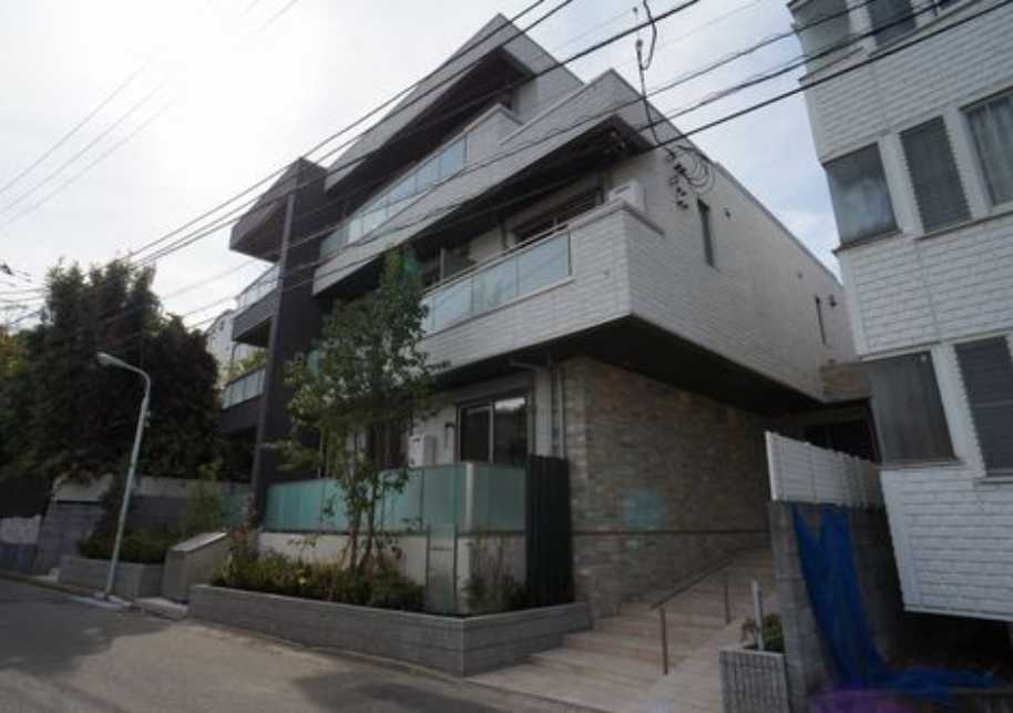 武蔵小山ヒルズ　L字型バルコニー　角部屋　納戸