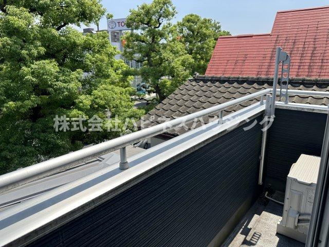 松戸市常盤平陣屋前貸家の展望|暖かな日差しのふりそそぐバルコニー