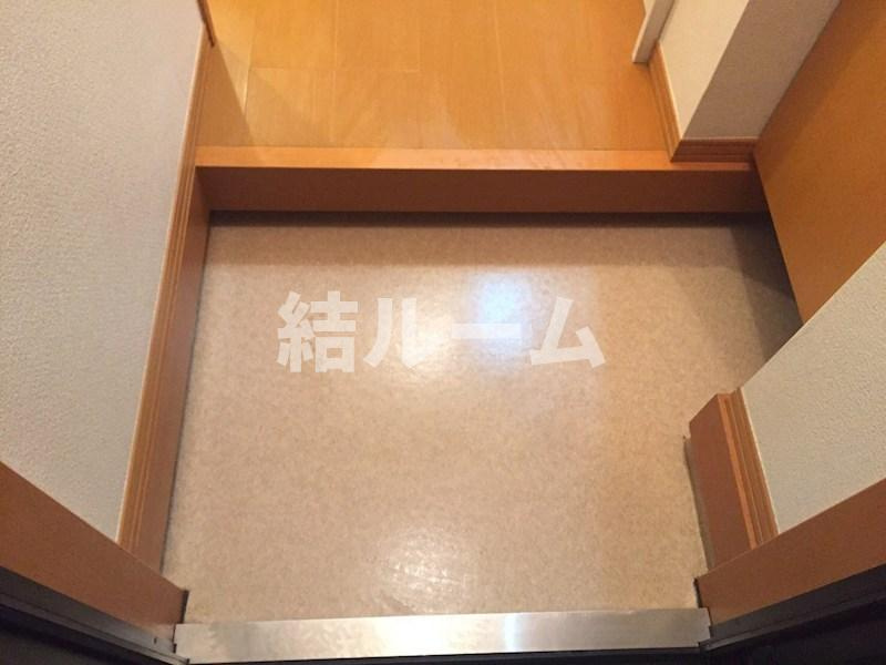 豊島区千早２丁目のアパートの玄関