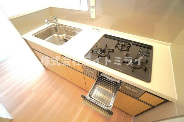 リビオメゾン御茶ノ水ＥＡＳＴのキッチン|※写真は同タイプ住戸です。 