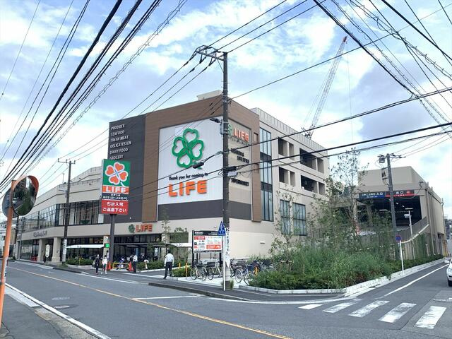 ライフ川崎塚越店まで594m