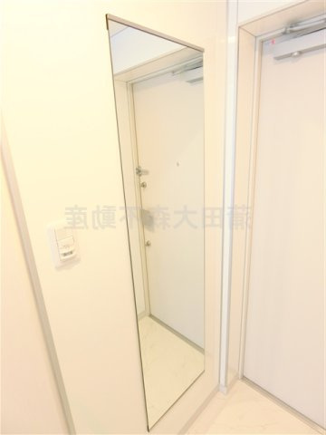 アクサス大森山王の玄関