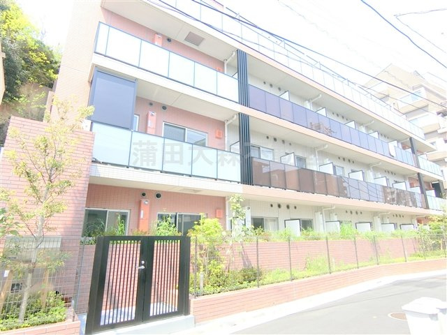 アクサス大森山王の外観