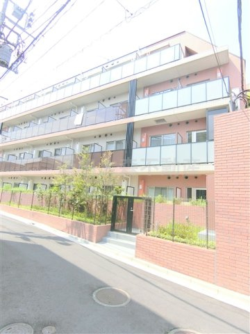 アクサス大森山王の外観