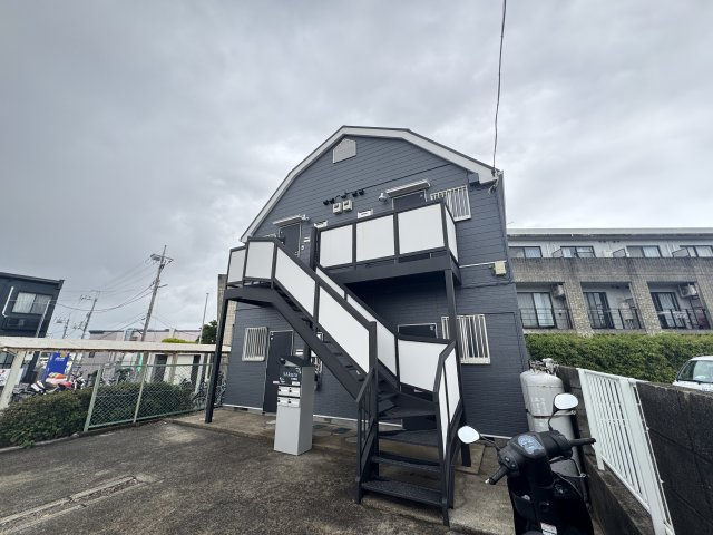 Ｓａｋｕｒａ矢切駅前の外観