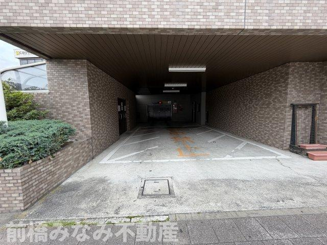 【中古マンション】高崎市田町　ライオンズマンション　508号室　2LDK＋Sの駐車場