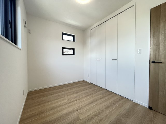 八戸市江陽1丁目　B棟の洋室