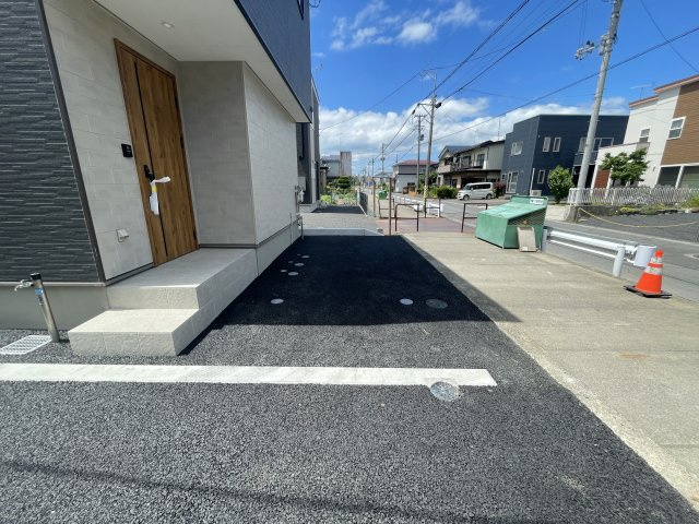 八戸市江陽1丁目　B棟の駐車場