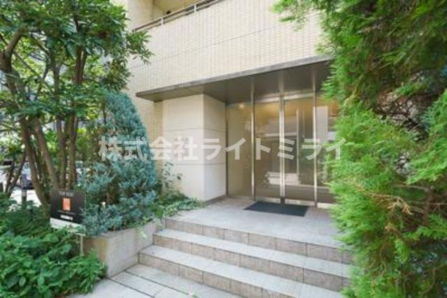 パークオアシス赤坂丹後坂のエントランス| 