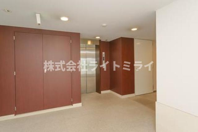 パークオアシス赤坂丹後坂のロビー| 