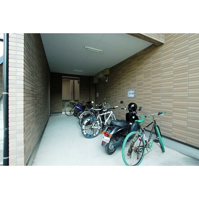 福岡市早良区城西２丁目のアパートのその他共用部分