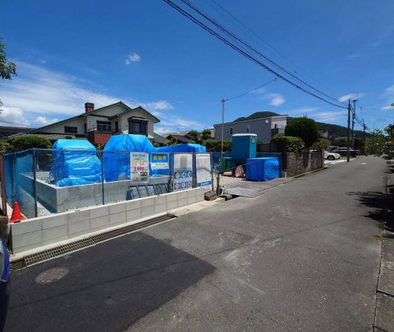  For.M Iーフォルムー小倉南区若園1丁目5期　【小倉南区　新築戸建て】の前面道路含む現地写真|現地撮影　2026,7,28　For.M Iーフォルムー小倉南区若園1丁目5期　【小倉南区　新築戸建て】