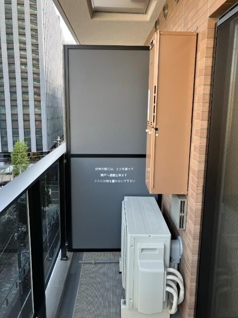 ＯＡＫＬＡＮＣＥ秋葉原（旧ＴＲＡＤＩＳ秋葉原）のバルコニー