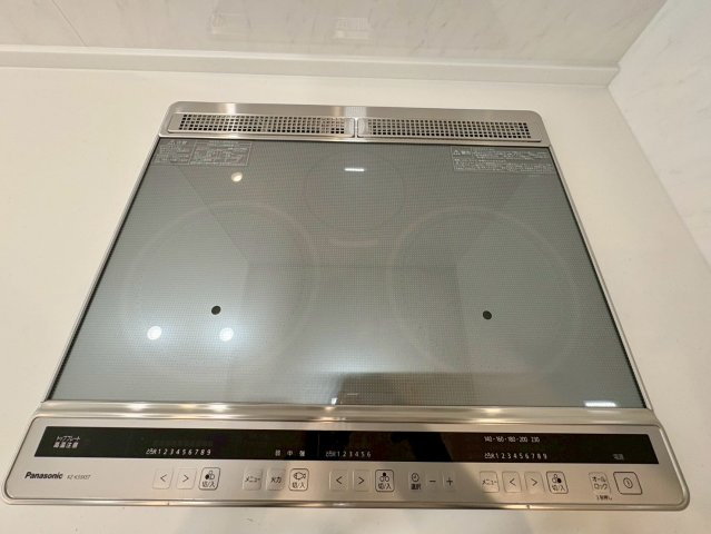 「広々4LDK」高知市瀬戸東町3丁目1号地　新築一戸建てのその他|フラットでお手入れ簡単なIHクッキングヒーター。火を使わず、小さなお子様がいるご家庭も安心です。
