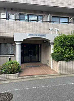 ゾンネンハイム武蔵関のエントランス