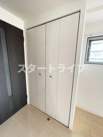 大阪市淀川区西中島２丁目の賃貸マンションの収納
