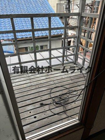 中小阪1丁目テラスハウスのバルコニー
